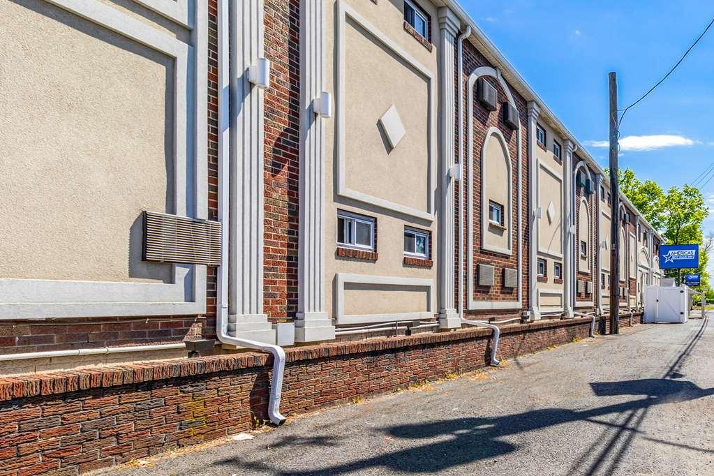 Americas Best Value Inn Avenel Woodbridge Exterior foto